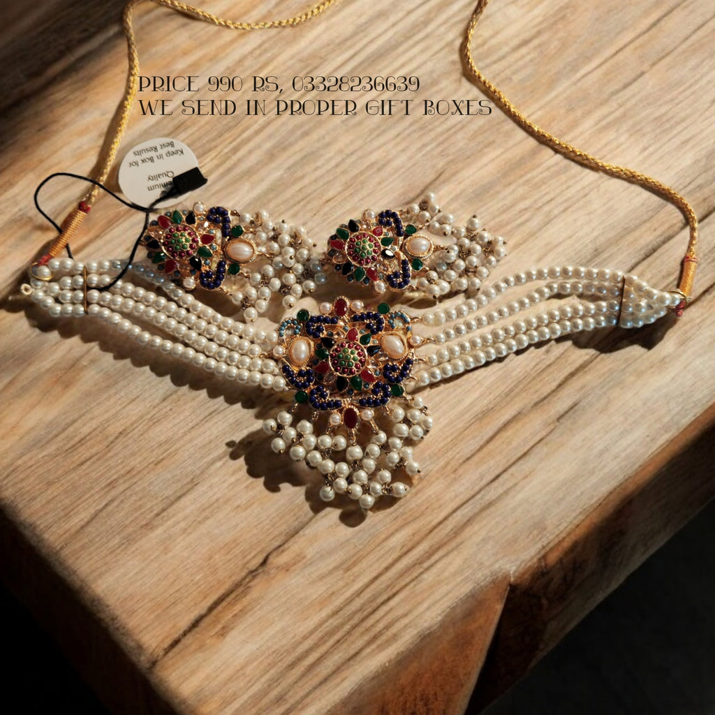 Beautiful Nauratan Choker set