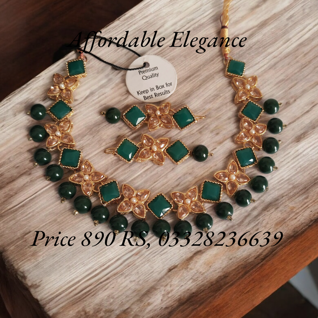 Premium quality necklace set