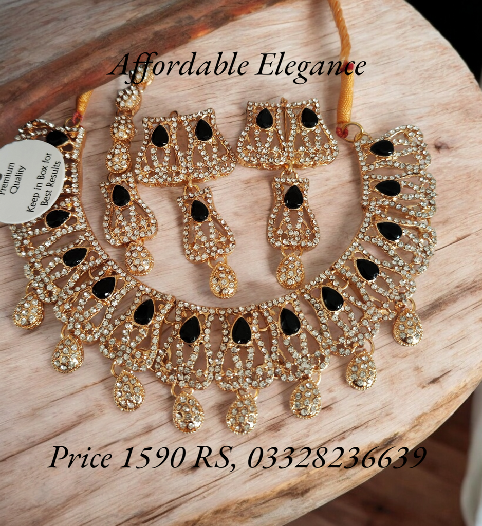 Fine crystals studded necklace set